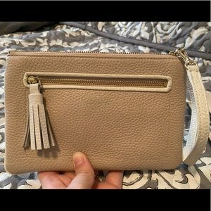 Kate Spade ♠️ wristlet